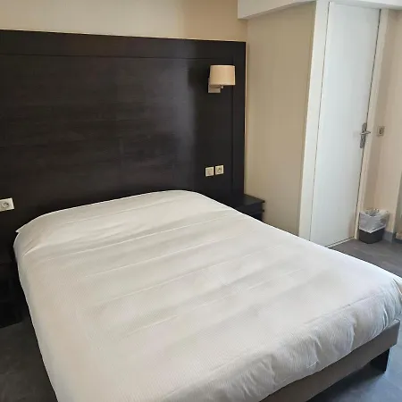 Bellevue Et Du Chariot D'or Париж