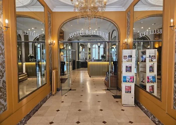 Bellevue Et Du Chariot D'or Paris