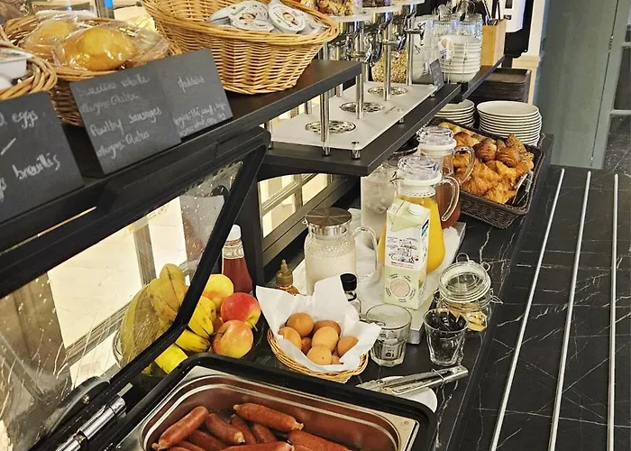 Bellevue Et Du Chariot D'or